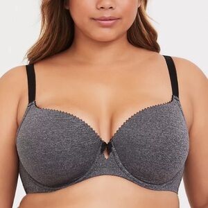 NWT Torrid Heather Grey Lightly Lined T-Shirt Bra In Grey